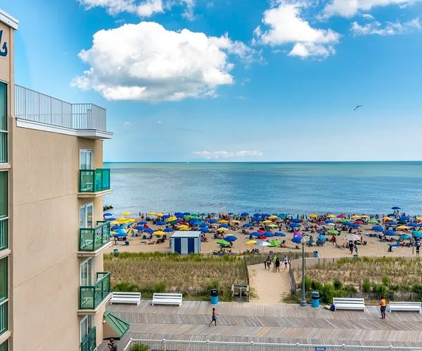 Atlantic Sands Hotel & Conference Center